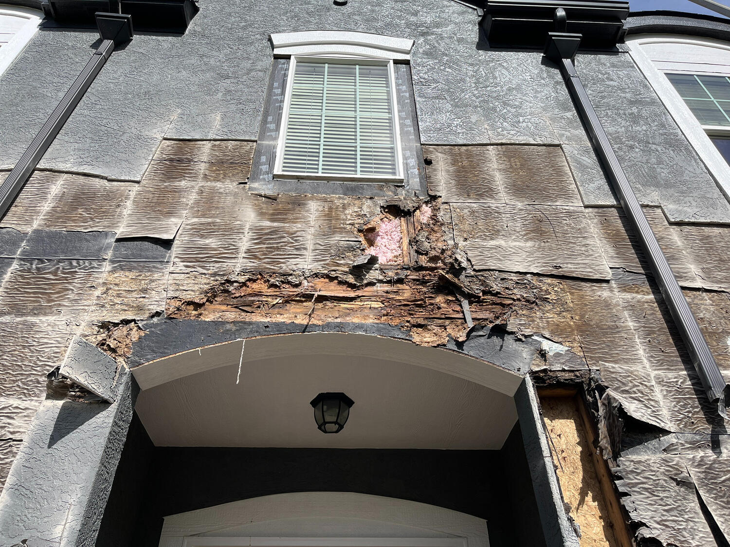 Water damage behind improperly installed stucco.